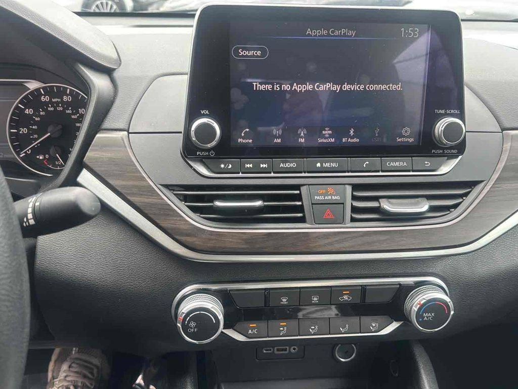 Used 2024 Nissan Altima 2.5 SV FWD image 32