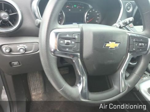 Used 2023 Chevrolet Blazer LT w/ Convenience Package image 11