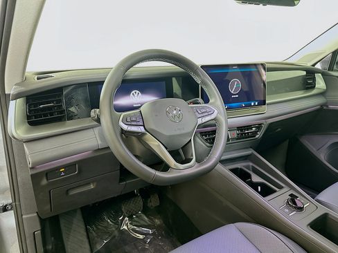 New 2026 Volkswagen Tiguan SE AWD/4WD image 9