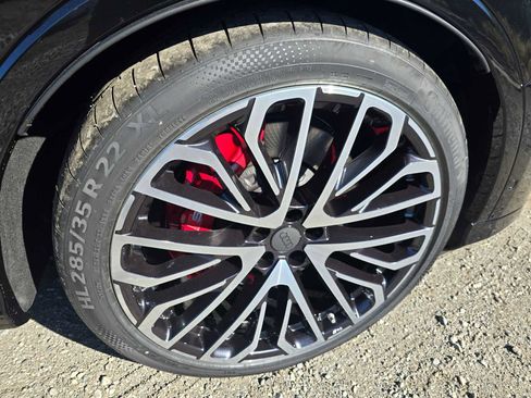 New 2026 Audi SQ7 Prestige image 9