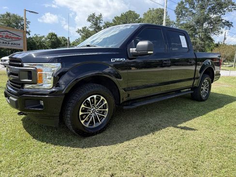 Used 2018 Ford F150 XLT w/ Equipment Group 302A Luxury AWD/4WD image 2