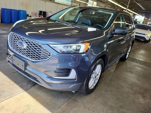 Used 2023 Ford Edge SEL AWD/4WD image 2