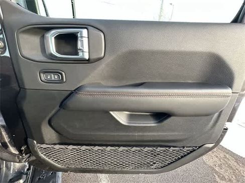 Used 2021 Jeep Gladiator Rubicon w/ LED Lighting Group image 23