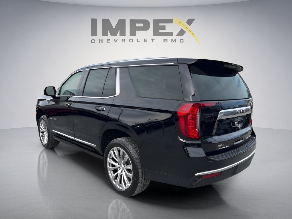 Used 2024 GMC Yukon Denali w/ Denali Reserve Package AWD/4WD image 3