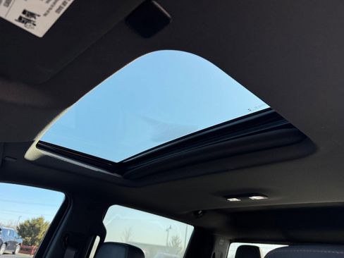 Used 2019 GMC Sierra 1500 AT4 w/ AT4 Premium Package AWD/4WD image 5