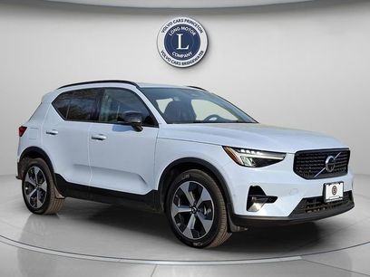 Certified 2025 Volvo XC40 B5 Plus