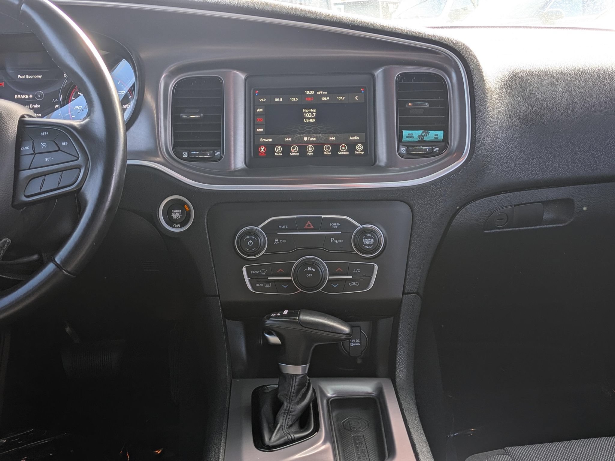 Used 2021 Dodge Charger SXT w/ Blacktop Package RWD image 10