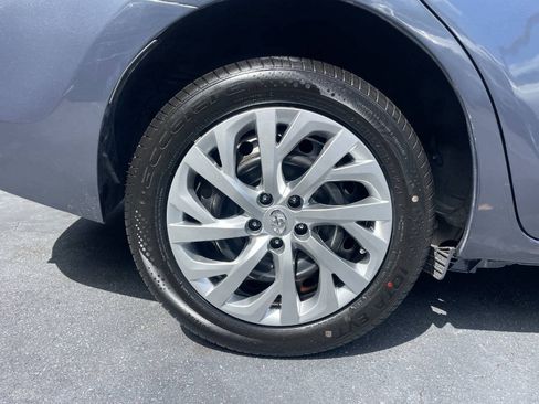 Used 2017 Toyota Corolla LE FWD image 22