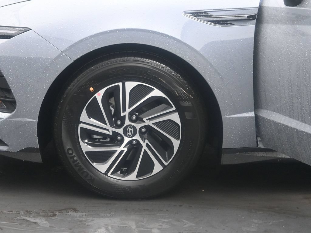 New 2026 Hyundai Sonata Blue FWD image 32