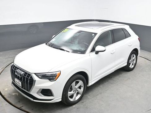 Used 2020 Audi Q3 2.0T Premium AWD/4WD image 29