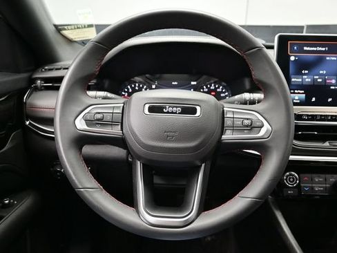Certified 2025 Jeep Compass Trailhawk AWD/4WD image 24