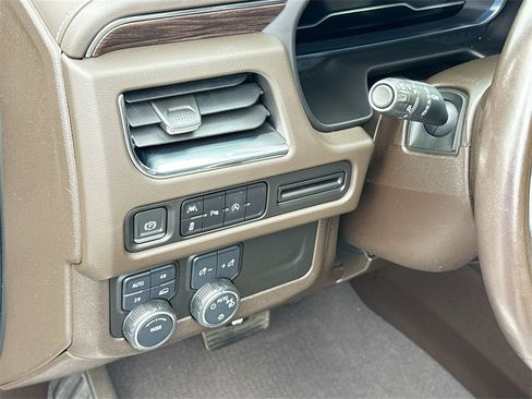 Used 2023 Chevrolet Tahoe LT image 11