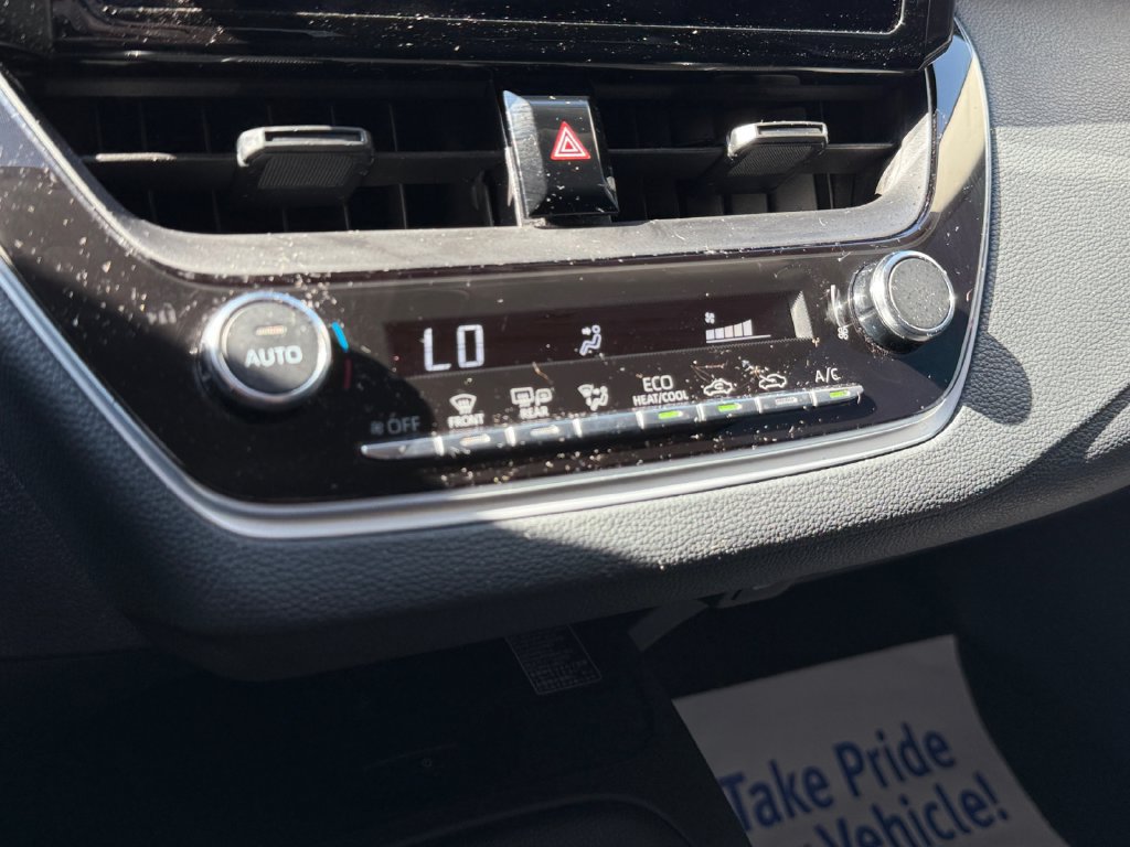 Used 2026 Toyota Corolla LE w/ LE Premium Package FWD image 35