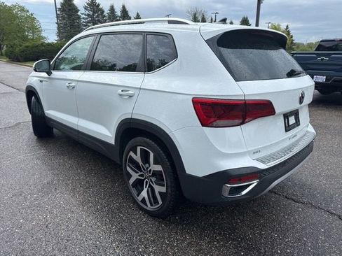 Used 2022 Volkswagen Taos SEL AWD/4WD image 4