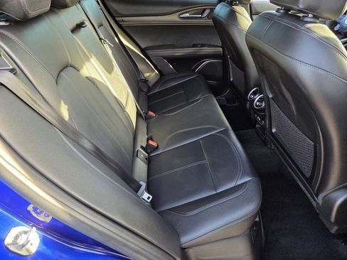 Used 2023 Alfa Romeo Stelvio Ti image 15