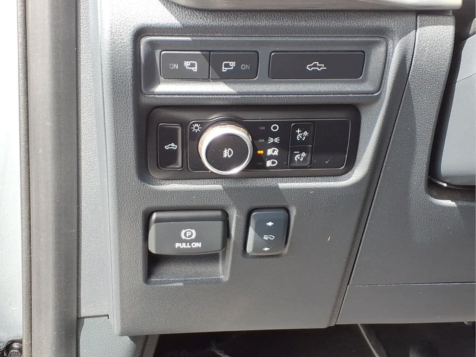 Used 2023 Ford F150 Lariat w/ Equipment Group 502A High AWD/4WD image 13