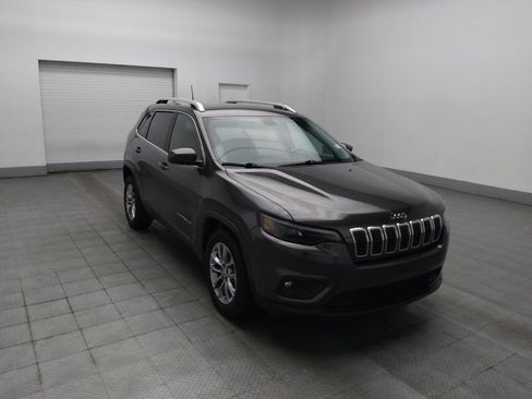 Used 2019 Jeep Cherokee Latitude Plus FWD image 13