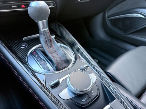 Used 2018 Audi TT RS w/ Dynamic Plus Package image 15