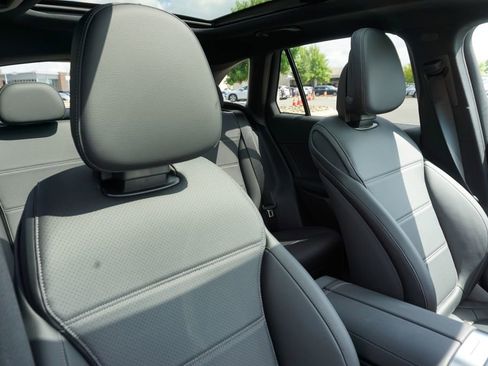 Certified 2025 Mercedes-Benz GLC 300 4MATIC image 65