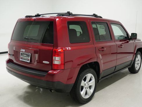 Used 2012 Jeep Patriot Latitude image 4