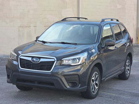 Used 2019 Subaru Forester Premium AWD/4WD image 1