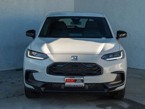 New 2026 Honda HR-V Sport image 2