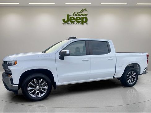 Used 2022 Chevrolet Silverado 1500 LT AWD/4WD image 4