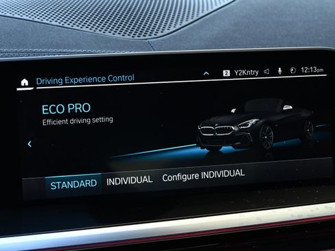 Certified 2025 BMW Z4 M40i w/ Premium Package image 15