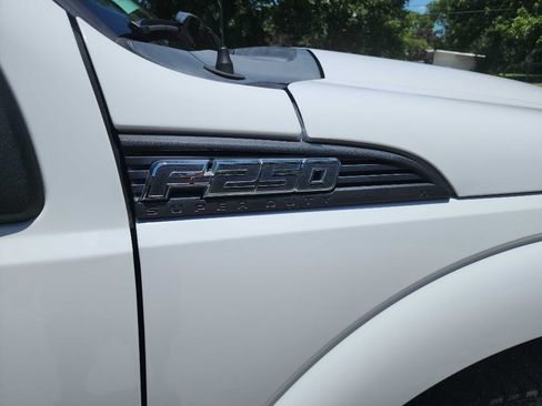 Used 2015 Ford F250 XL w/ Power Equipment Group RWD image 16