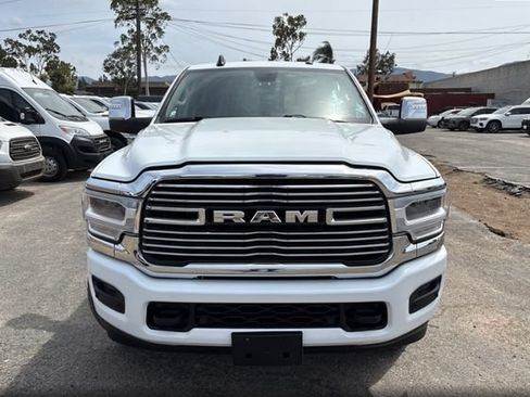 Used 2024 RAM 2500 Laramie AWD/4WD image 2