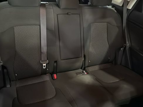 Used 2023 Kia Sportage LX AWD/4WD image 13