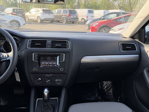 Used 2017 Volkswagen Jetta S FWD image 21