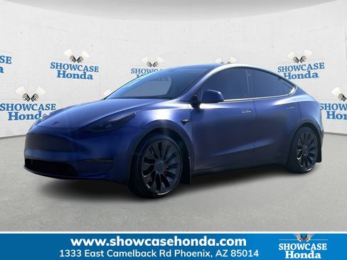 Used 2023 Tesla Model Y Performance image 1