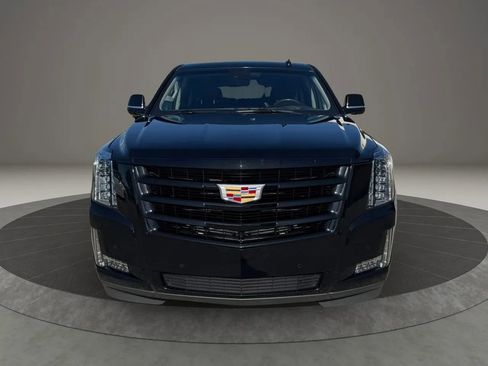 Used 2019 Cadillac Escalade Luxury w/ Escalade Sport Edition RWD image 3