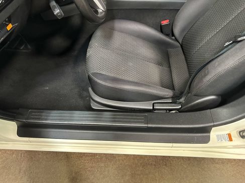 Used 2007 MAZDA MX-5 Miata Sport RWD image 58