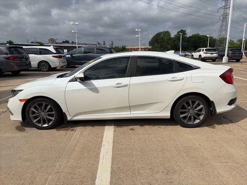 Used 2019 Honda Civic EX image 3