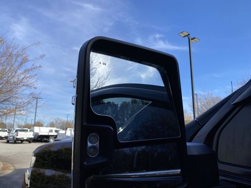 Used 2023 Chevrolet Silverado 3500 High Country image 39