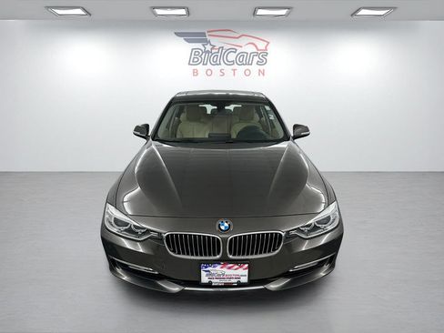 Used 2013 BMW 328i xDrive Sedan AWD/4WD image 2