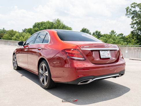 Used 2019 Mercedes-Benz E 300 image 5
