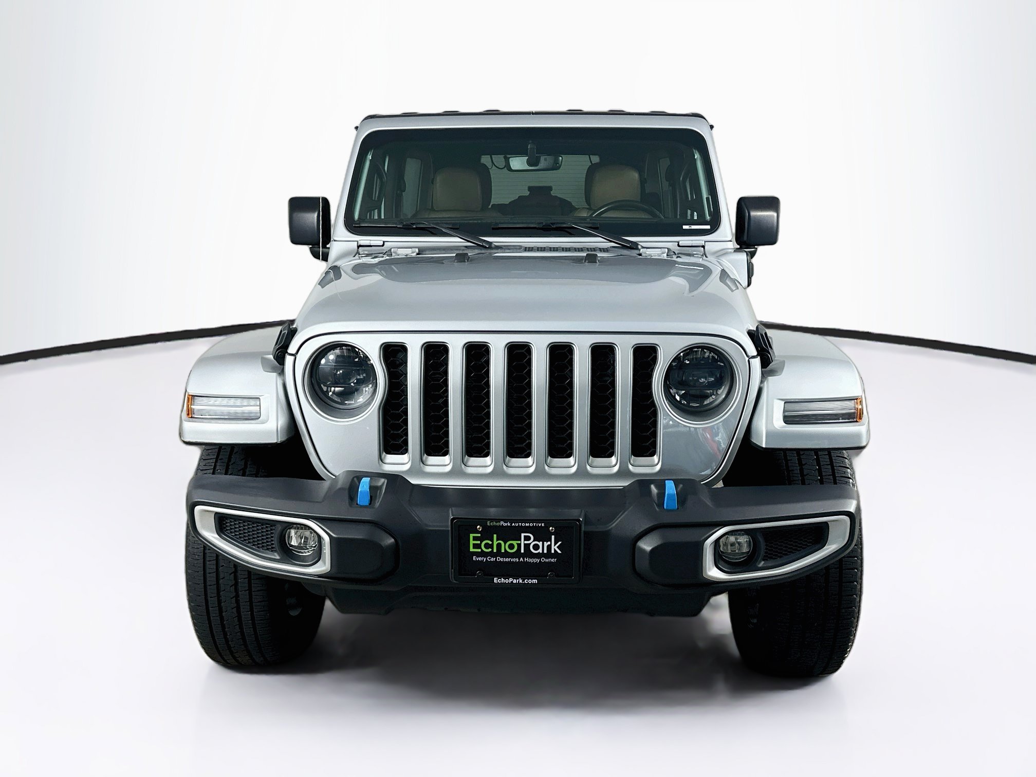 Used 2023 Jeep Wrangler Unlimited Sahara w/ Cold Weather Group AWD/4WD image 2