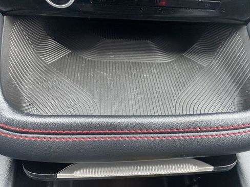 Used 2025 Ford Explorer ST-Line w/ ST-Line Street Pack image 30