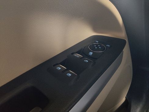 Used 2018 Ford EcoSport S FWD image 27