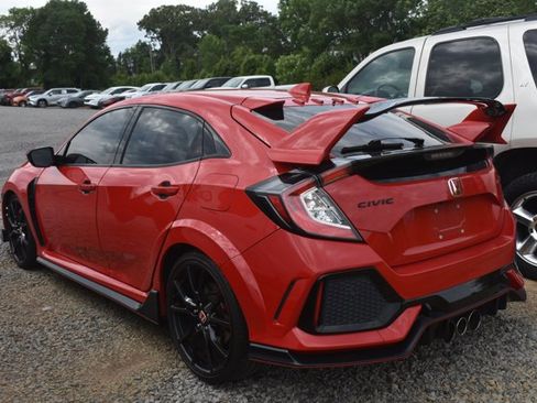 Used 2018 Honda Civic Type R image 7