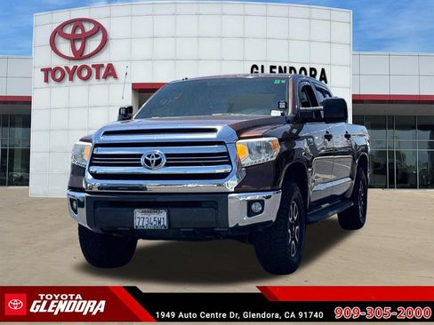 Certified 2016 Toyota Tundra SR5 w/ TRD Off Road Package AWD/4WD image 4