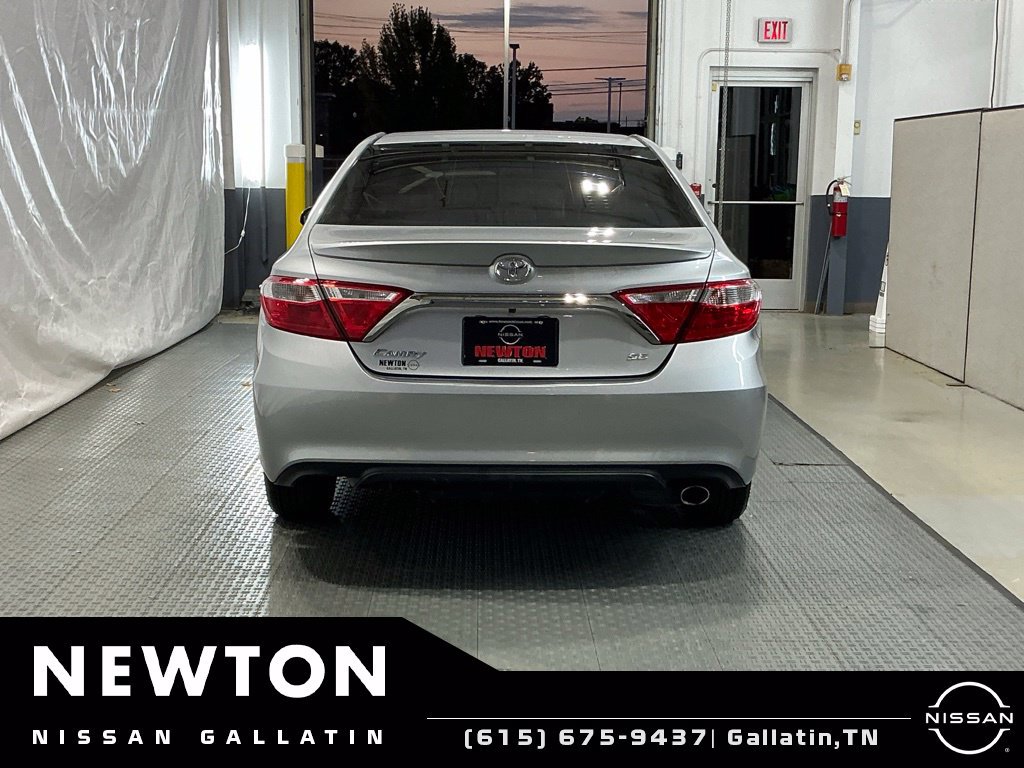 Used 2017 Toyota Camry SE FWD image 5