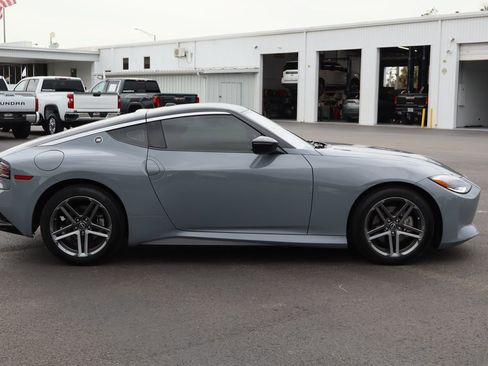 Used 2023 Nissan Z Sport w/ Floor Mat Package image 9