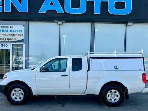 Used 2020 Nissan Frontier S RWD image 2