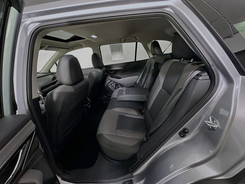 Used 2025 Subaru Outback Onyx Edition AWD/4WD image 27