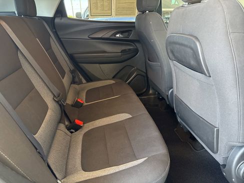 Certified 2023 Chevrolet TrailBlazer LT w/ LPO, Blackout Package image 15