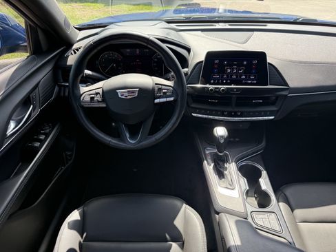 Used 2023 Cadillac CT4 Luxury RWD image 14